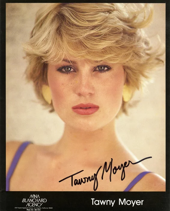 Tawny Moyer autograph
