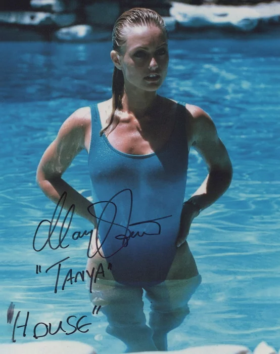 Mary Stavin autograph