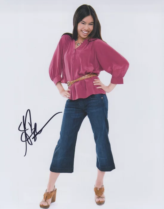 Ashley Argota autograph