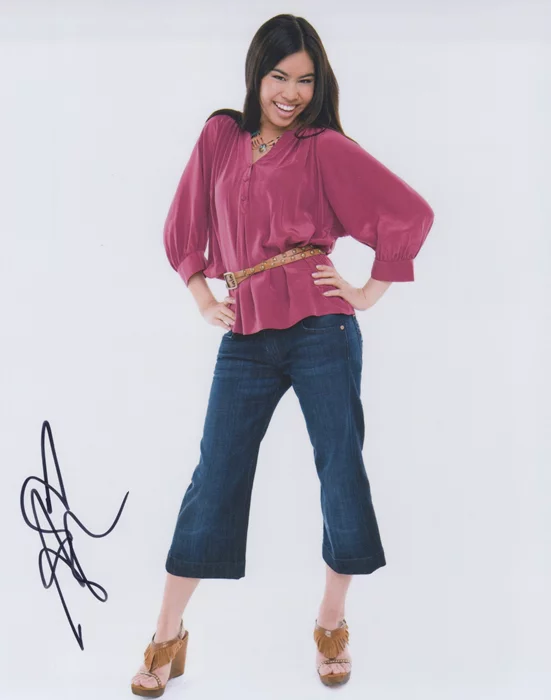 Ashley Argota autograph