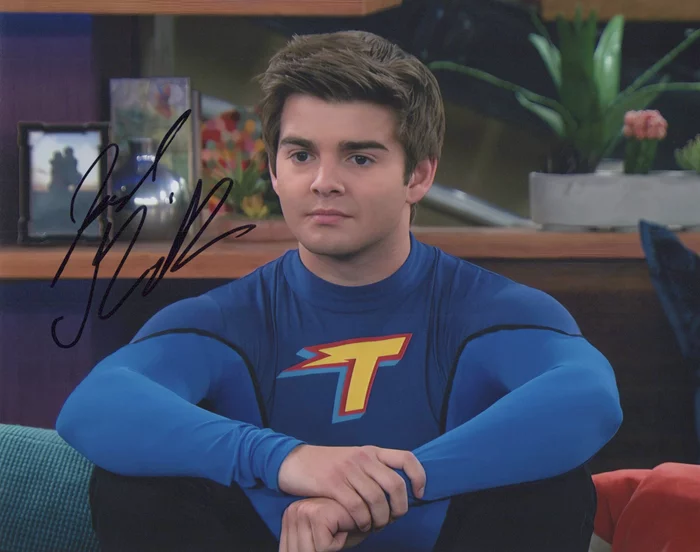 Jack Griffo autograph