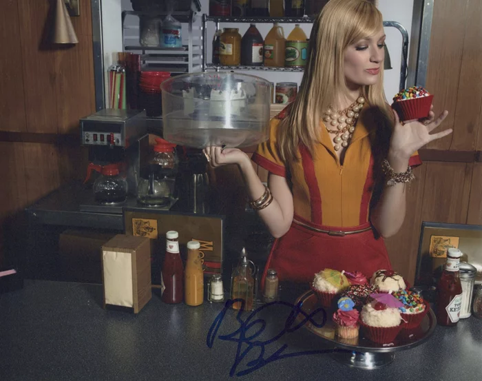 Beth Behrs autograph