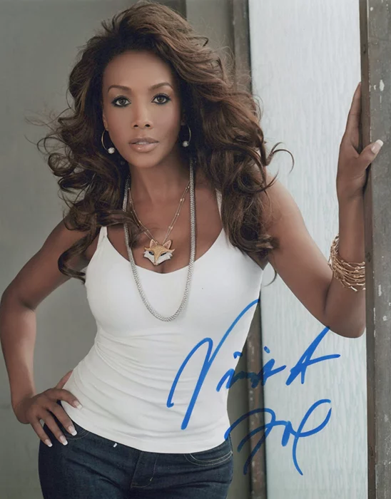 Vivica A. Fox autograph