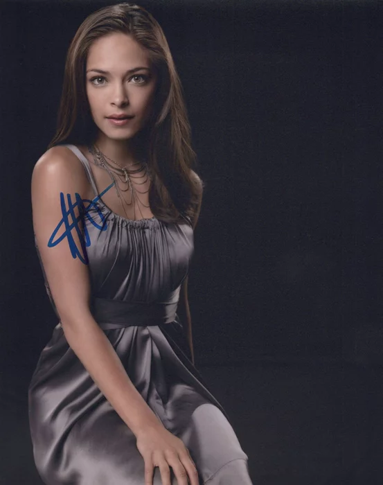 Kristin Kreuk autograph
