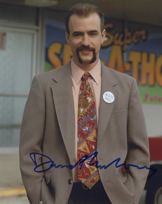 Dermot Mulroney autograph