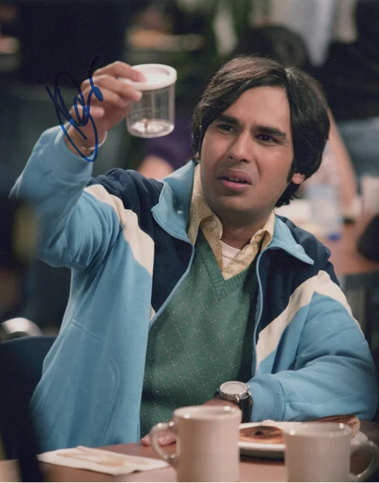 Kunal Nayyar autograph