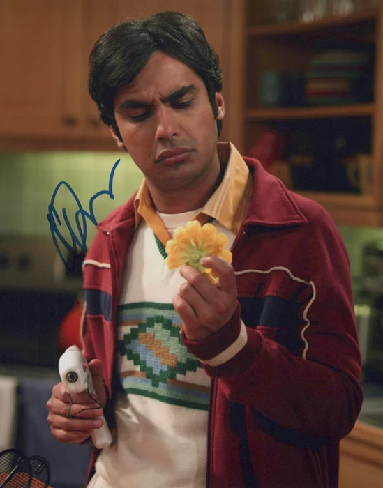 Kunal Nayyar autograph