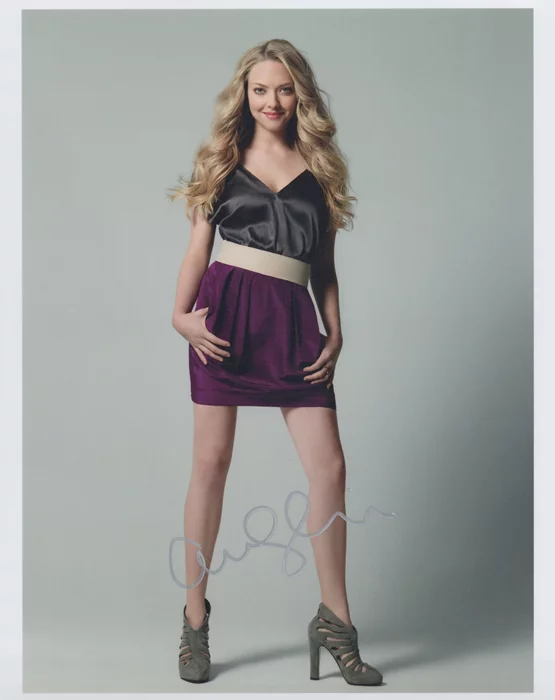 Amanda Seyfried autograph