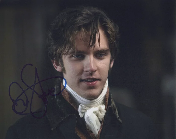 Dan Stevens autograph