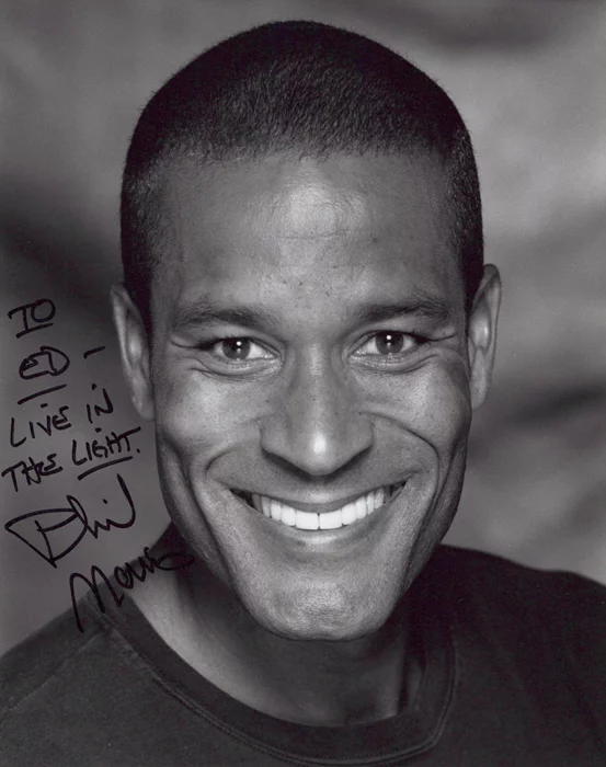 Phil Morris autograph