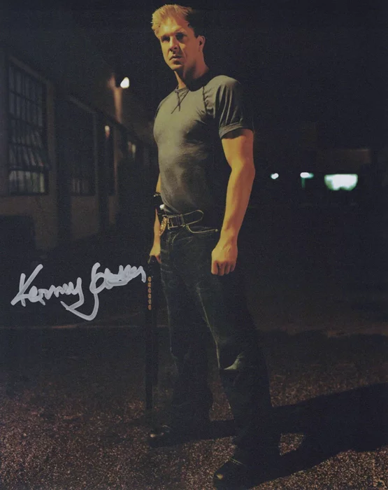 Kenneth Johnson autograph