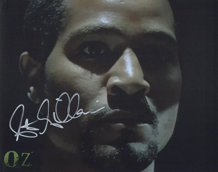 Seth Gilliam autograph