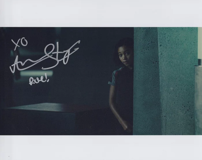 Amandla  Stenberg autograph