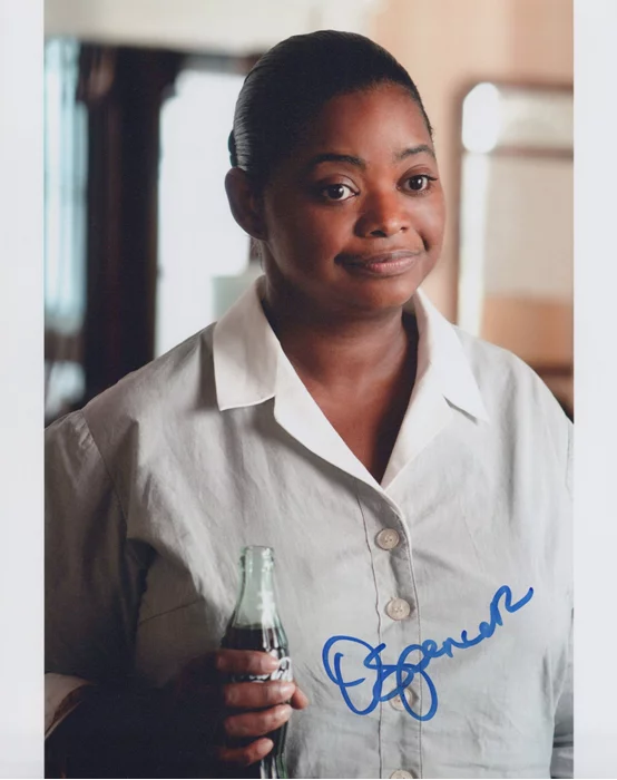 Octavia Spencer autograph