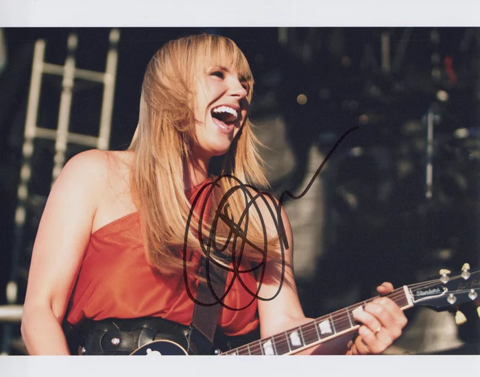 Orianthi Panagaris autograph