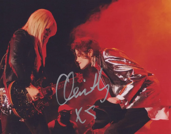 Orianthi Panagaris autograph