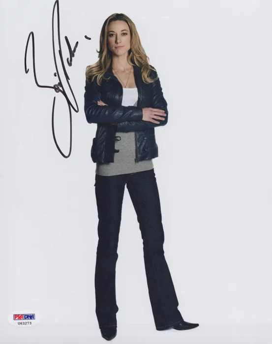 Zoie Palmer autograph