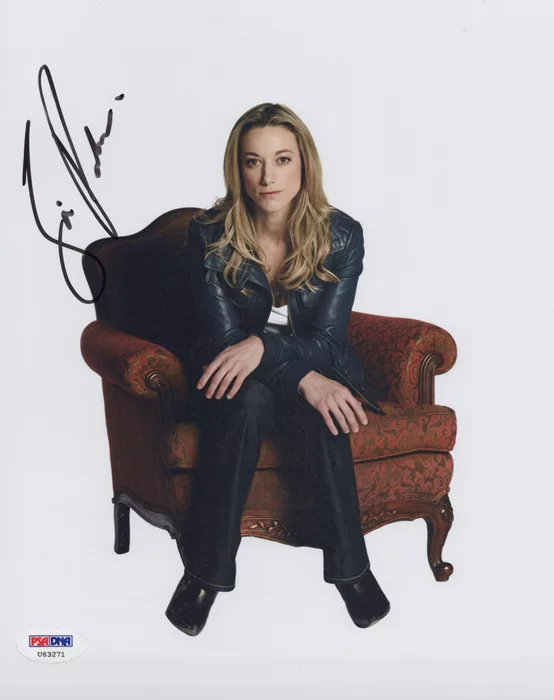 Zoie Palmer autograph