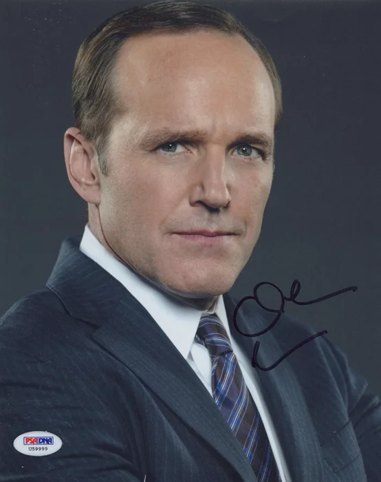 Clark Gregg autograph