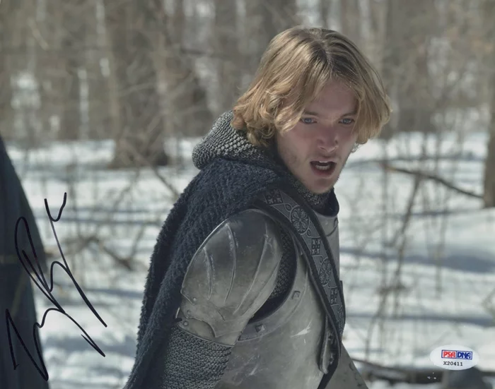 Toby Regbo autograph