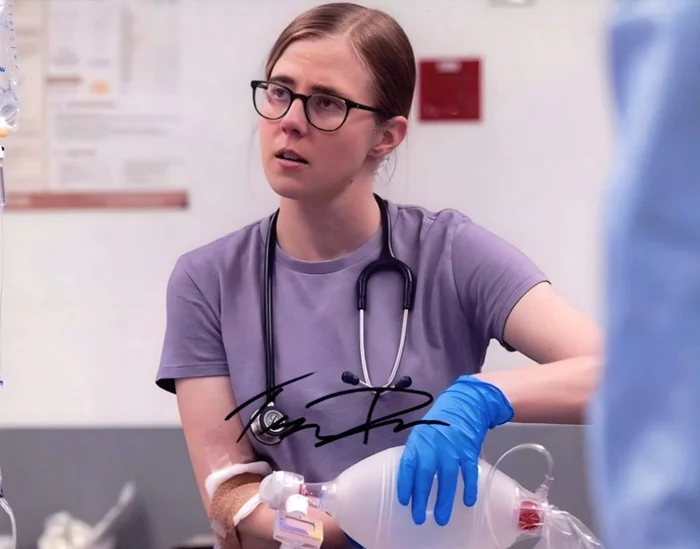 Taylor Dearden autograph