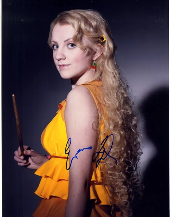 Evanna Lynch autograph