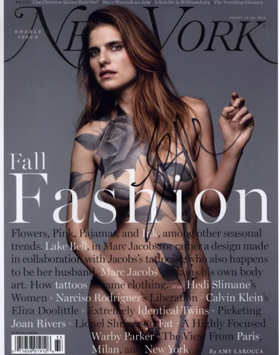 Lake Bell autograph