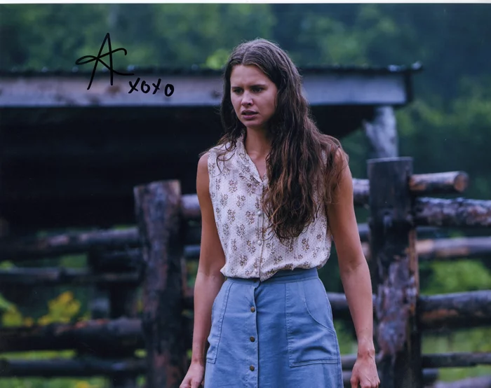 Avery Konrad autograph