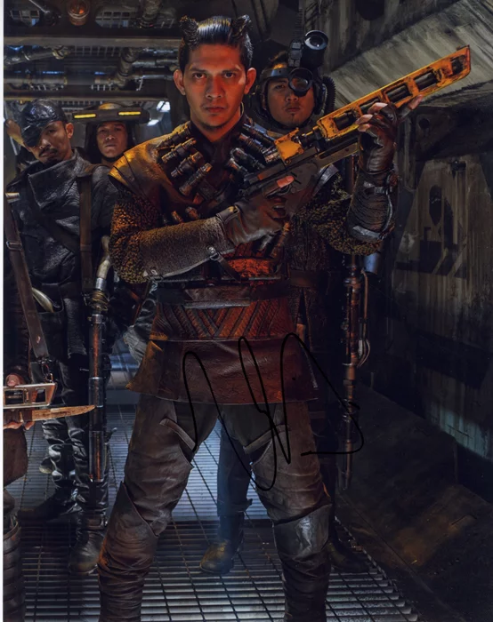 Iko Uwais autograph