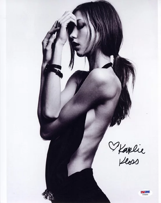 Karlie Kloss autograph