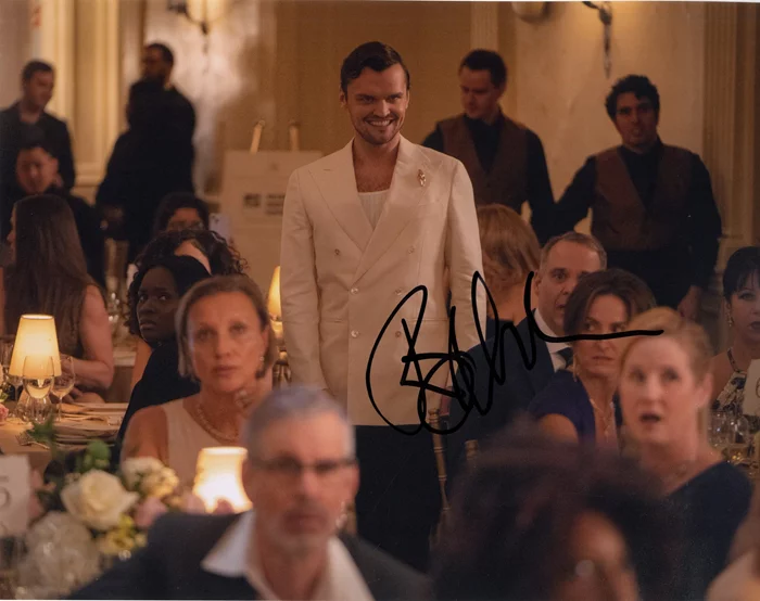 Ray Nicholson autograph