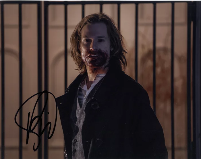 Sam Reid autograph