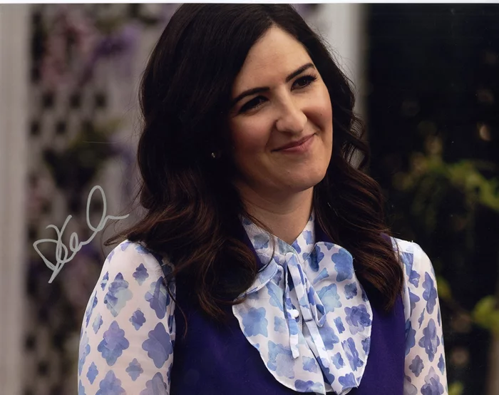 D'Arcy Carden autograph