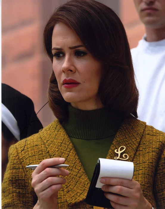 Sarah Paulson autograph