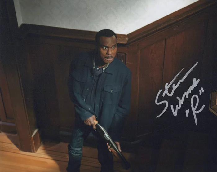 Steven Williams autograph