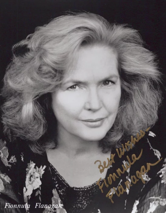 Fionnula Flanagan autograph