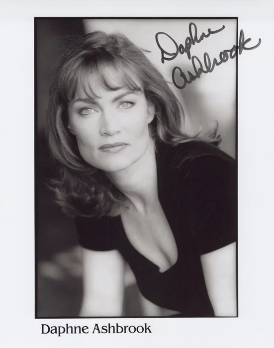 Daphne Ashbrook autograph