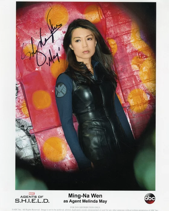 Ming-Na autograph