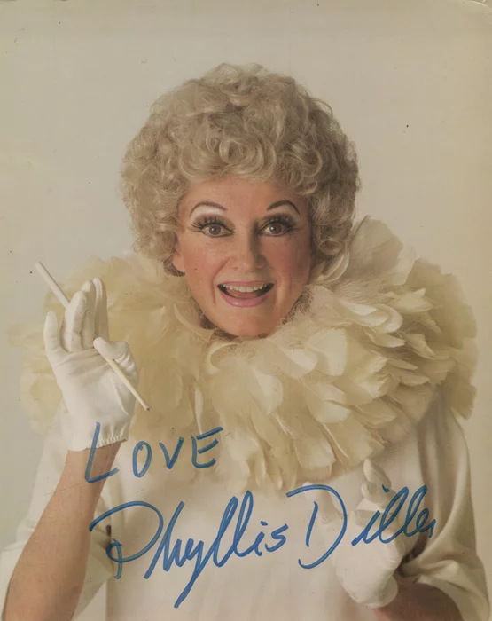 Phyllis Diller autograph