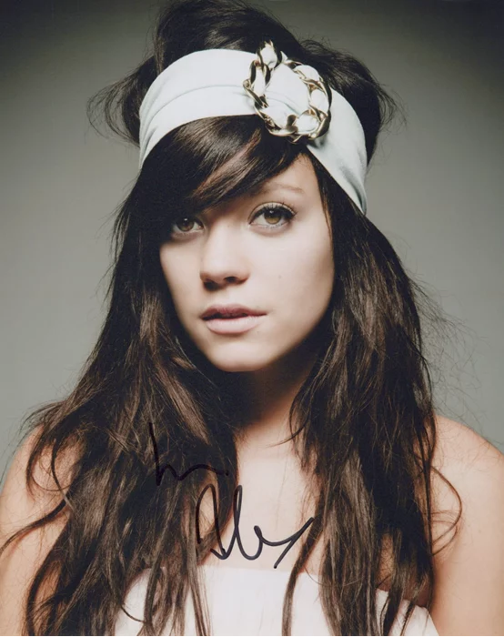 Lily Allen autograph