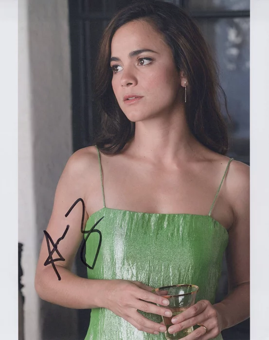 Alice Braga autograph