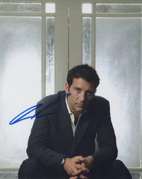 Clive Owen autograph