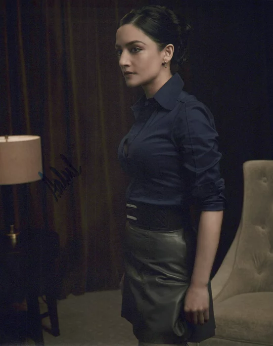 Archie  Panjabi autograph