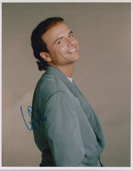 Joe Pantoliano autograph
