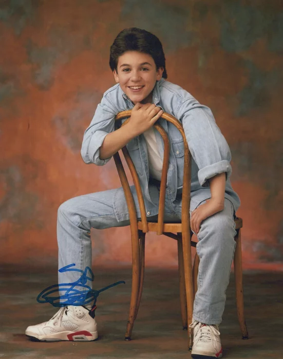 Fred Savage autograph