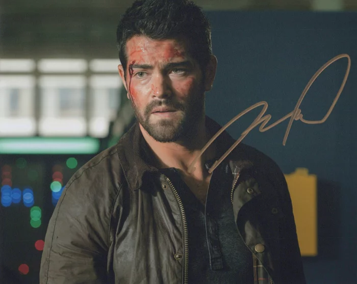 Jesse Metcalfe autograph