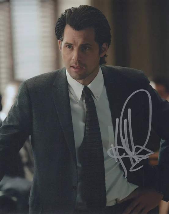 Kristoffer Polaha autograph
