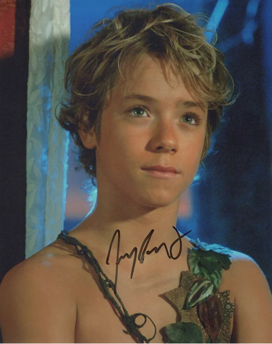 Jeremy Sumpter autograph
