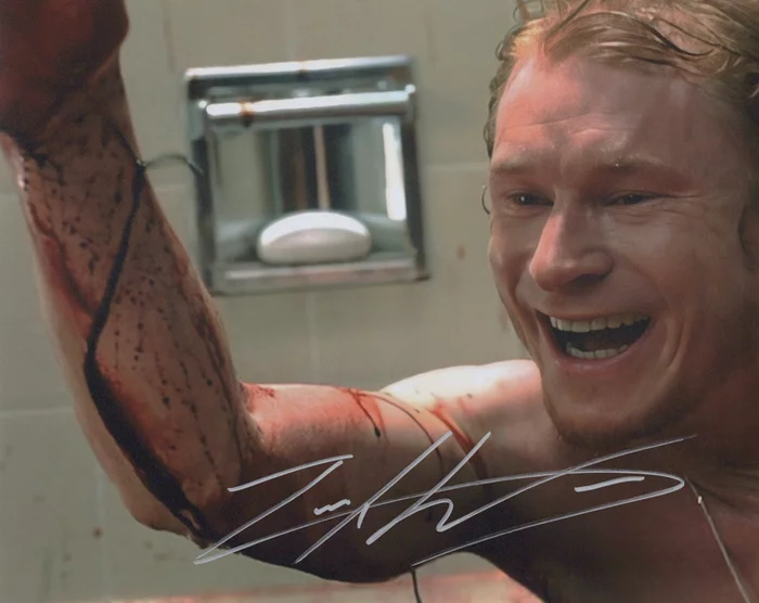 Zack Ward autograph