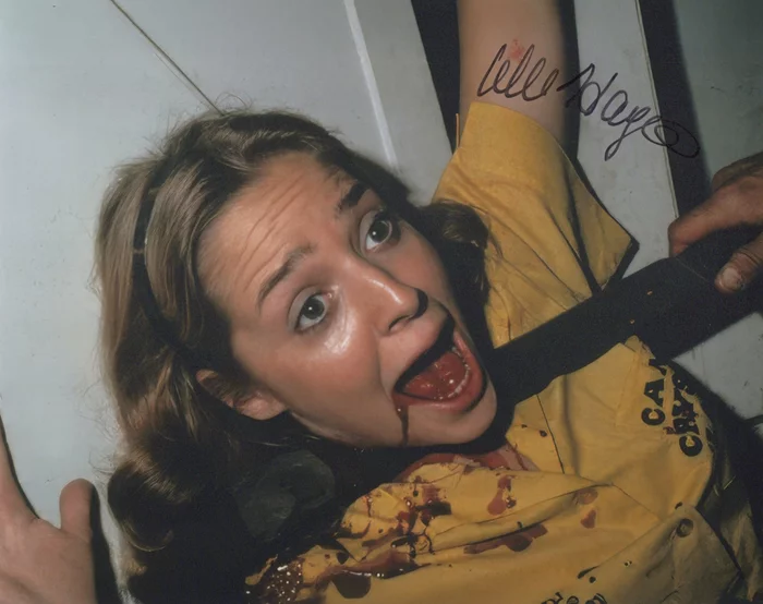 Debra S. Hayes autograph